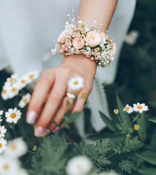 تل و دستبند گل عروس